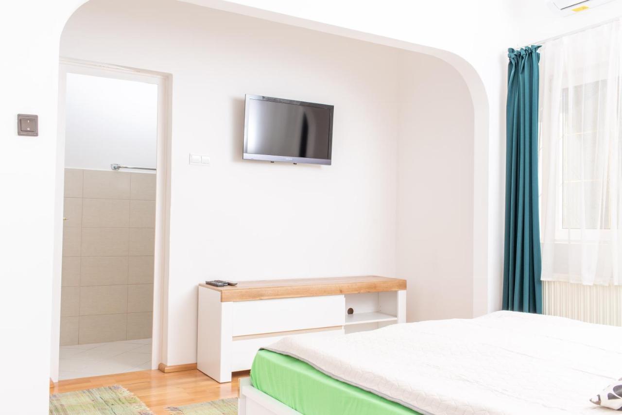Park Apartman Хевіз Екстер'єр фото