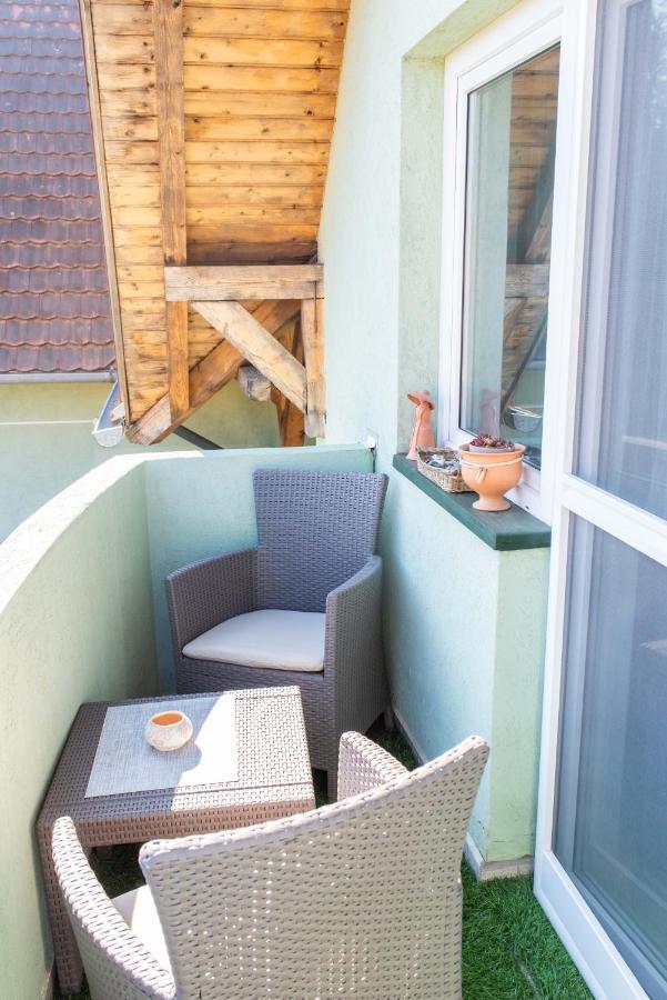 Park Apartman Хевіз Екстер'єр фото
