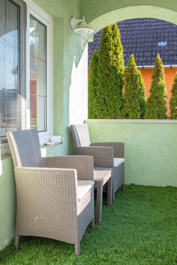 Park Apartman Хевіз Екстер'єр фото