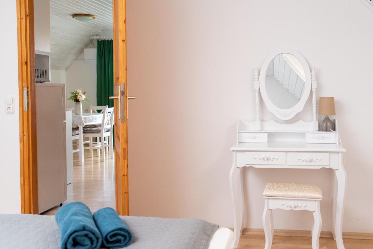 Park Apartman Хевіз Екстер'єр фото