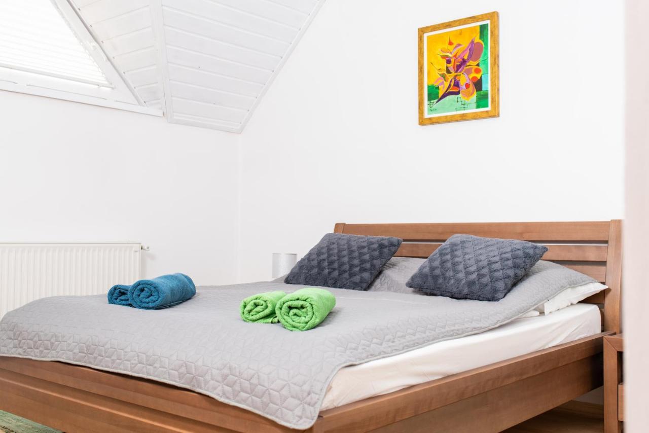 Park Apartman Хевіз Екстер'єр фото
