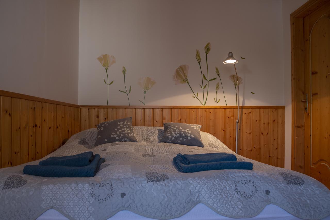 Park Apartman Хевіз Екстер'єр фото